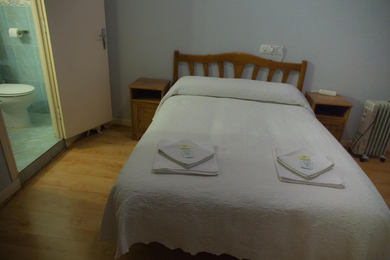 Hostal Lamalonga Hotel Madrid Kültér fotó